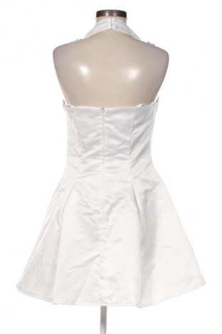 Ruha Jarlo, Méret M, Szín Fehér, Ár 21 199 Ft