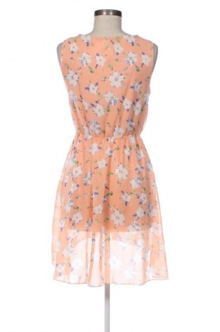 Šaty  Madonna, Velikost M, Barva Vícebarevné, Cena  119,00 Kč