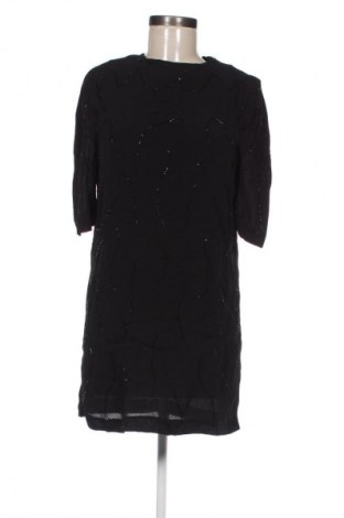 Šaty  Mango, Velikost XS, Barva Černá, Cena  509,00 Kč