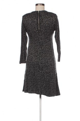 Šaty  Masai, Velikost M, Barva Vícebarevné, Cena  253,00 Kč