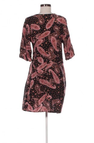 Šaty  Orsay, Velikost M, Barva Vícebarevné, Cena  199,00 Kč