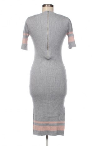 Рокля Paraphrase, Размер M, Цвят Сив, Цена 20,45 €