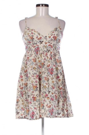 Šaty  Pull&Bear, Velikost S, Barva Vícebarevné, Cena  342,00 Kč