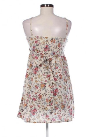 Šaty  Pull&Bear, Velikost S, Barva Vícebarevné, Cena  342,00 Kč