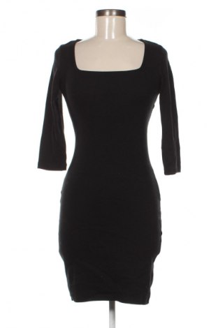 Šaty  Reserved, Velikost S, Barva Černá, Cena  89,00 Kč