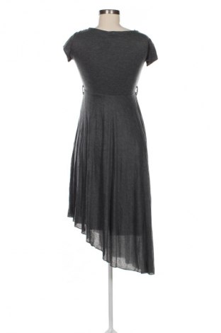 Šaty  Rinascimento, Velikost S, Barva Šedá, Cena  589,00 Kč