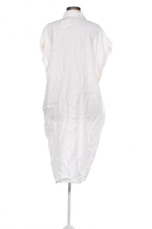 Ruha Rossopuro, Méret M, Szín Fehér, Ár 23 529 Ft