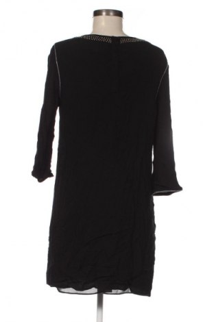 Šaty  SUNCOO, Velikost M, Barva Černá, Cena  49,00 Kč