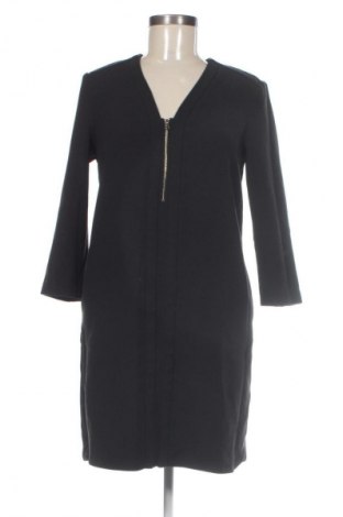 Šaty  See U Soon, Velikost S, Barva Černá, Cena  59,00 Kč