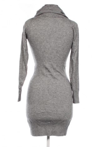 Šaty  Stefanel, Velikost M, Barva Šedá, Cena  539,00 Kč