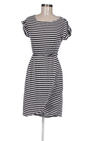 Šaty  Sublevel, Velikost S, Barva Vícebarevné, Cena  109,00 Kč