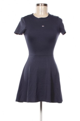 Рокля Tommy Jeans, Размер XS, Цвят Син, Цена 51,12 €