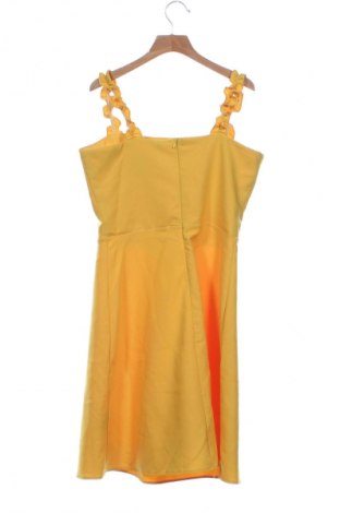Šaty  Trendyol, Velikost S, Barva Žlutá, Cena  319,00 Kč