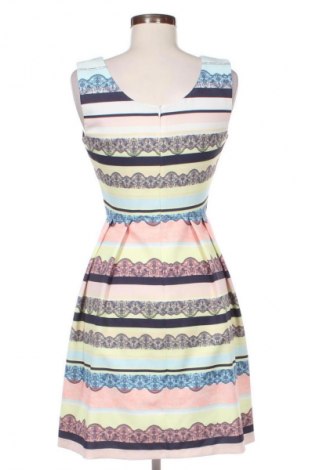 Šaty  Unbranded, Velikost M, Barva Vícebarevné, Cena  299,00 Kč