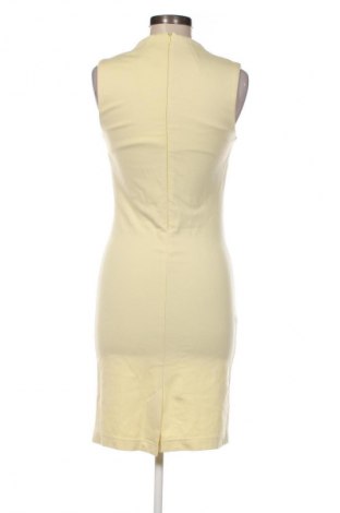 Šaty  Unbranded, Velikost L, Barva Žlutá, Cena  179,00 Kč