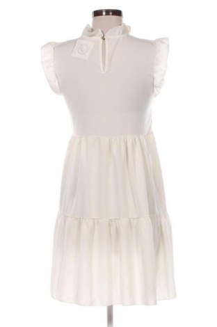 Ruha Unbranded, Méret M, Szín Fehér, Ár 5 149 Ft