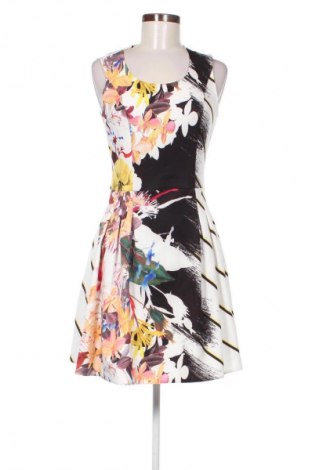 Šaty  Unbranded, Velikost M, Barva Vícebarevné, Cena  299,00 Kč