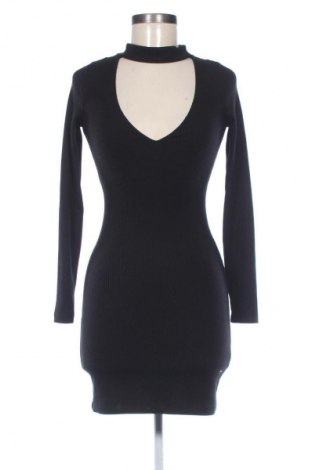 Šaty  Urban Outfitters, Velikost XS, Barva Černá, Cena  99,00 Kč