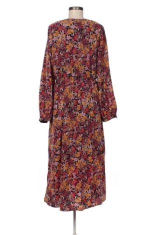 Kleid Usha, Größe M, Farbe Mehrfarbig, Preis 28,99 €