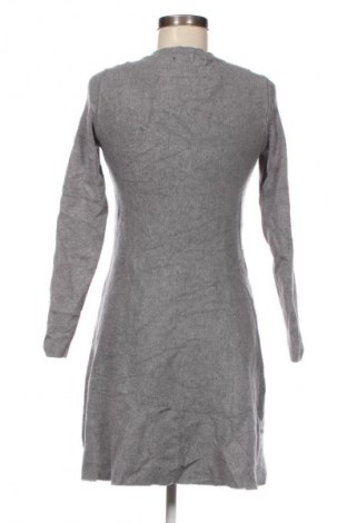 Рокля Vero Moda, Размер S, Цвят Сив, Цена 8,18 €