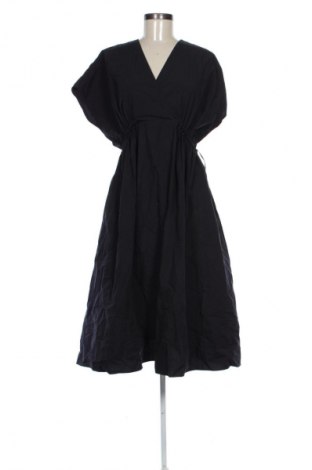 Sukienka Weekend Max Mara, Rozmiar S, Kolor Czarny, Cena 644,99 zł, #133779087