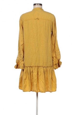 Šaty  Zara, Velikost M, Barva Žlutá, Cena  203,00 Kč