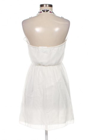 Rochie Zara Trafaluc, Mărime M, Culoare Alb, Preț 151,99 Lei