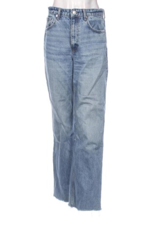Damskie jeansy Zara, Rozmiar M, Kolor Niebieski, Cena 84,67 zł, #137961179