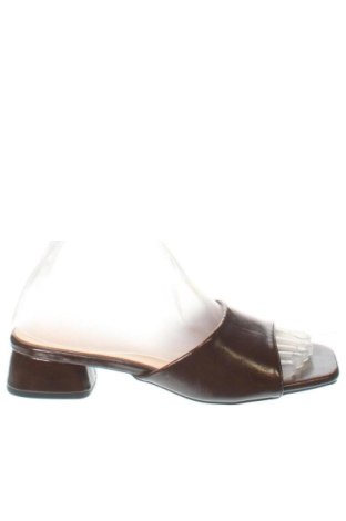 Papuci Unbranded, Mărime 37, Culoare Maro, Preț 183,72 Lei, #137985131