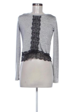 Damen Shirt Stradivarius, Größe S, Farbe Mehrfarbig, Preis 6,86 €, #137922123