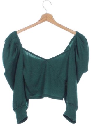 Damen Shirt Pull&Bear, Größe XS, Farbe Grün, Preis 5,72 €, #137936449