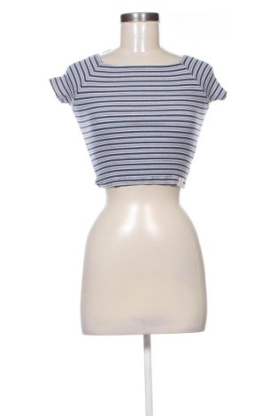 Dámská halenka Pull&Bear, Velikost S, Barva Vícebarevné, Cena  146,00 Kč, #137940031