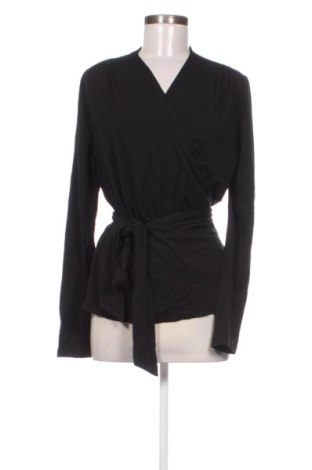 Bluză de femei Me&i, Mărime M, Culoare Negru, Preț 31,49 Lei, #137946707
