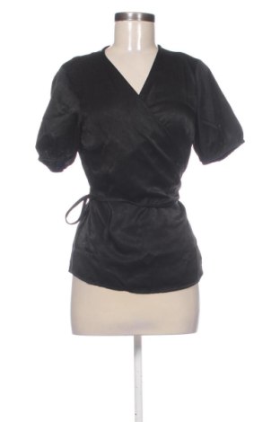 Bluză de femei VILA, Mărime S, Culoare Negru, Preț 52,49 Lei, #137959546
