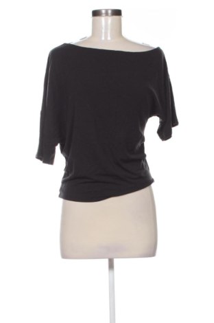 Bluză de femei Cropp, Mărime M, Culoare Negru, Preț 62,99 Lei, #137967208