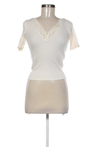 Дамска блуза Zara, Размер M, Цвят Екрю, Цена 15,50 €, #137970181