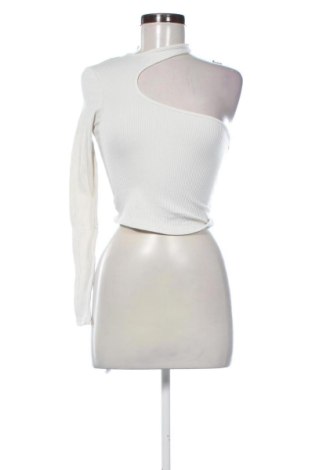 Dámská halenka Bershka, Velikost S, Barva Krémová, Cena  146,00 Kč, #137972686