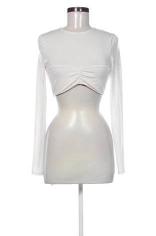Bluză de femei Bershka, Mărime M, Culoare Ecru, Preț 52,49 Lei, #137928833