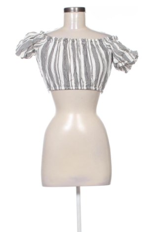 Damen Shirt Pull&Bear, Größe S, Farbe Mehrfarbig, Preis 5,72 €, #137948841