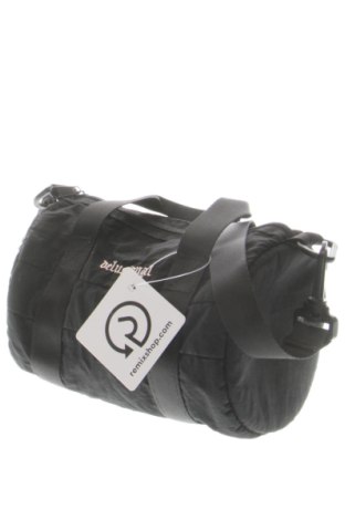 Дамска чанта Bershka, Цвят Черен, Цена 18,00 €, #137950583