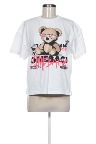 Tricou de femei Bershka, Mărime S, Culoare Alb, Preț 41,99 Lei, #137958830