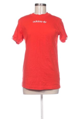 Női póló Adidas, Méret M, Szín Piros, Ár 7 801 Ft, #137973644