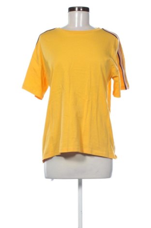Damski T-shirt Bershka, Rozmiar M, Kolor Żółty, Cena 42,34 zł, #137995953