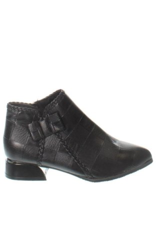 Botine de damă Unbranded, Mărime 38, Culoare Negru, Preț 144,83 Lei, #137949135