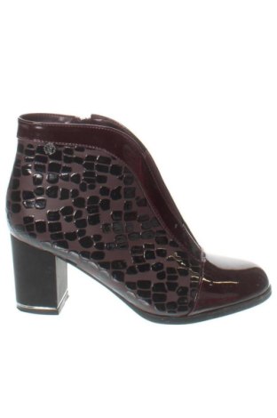 Női bokacsizma Unbranded, Méret 38, Szín Sokszínű, Ár 9 546 Ft, #137949275