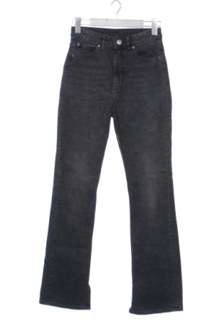 Damskie jeansy H&M, Rozmiar S, Kolor Szary, Cena 59,27 zł, #137939040