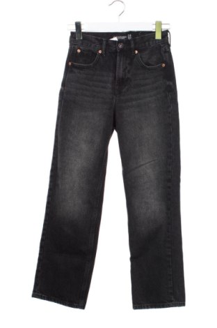 Blugi de femei Stradivarius, Mărime XS, Culoare Negru, Preț 73,49 Lei, #137939062