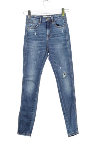 Blugi de femei Stradivarius, Mărime XS, Culoare Albastru, Preț 73,49 Lei, #137946360