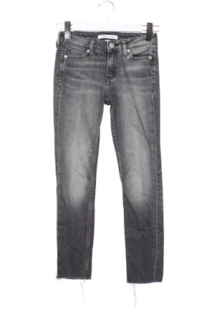 Blugi de femei Calvin Klein, Mărime XS, Culoare Gri, Preț 183,72 Lei, #137947874