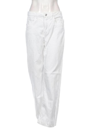 Blugi de femei Unbranded, Mărime L, Culoare Alb, Preț 52,49 Lei, #137949180